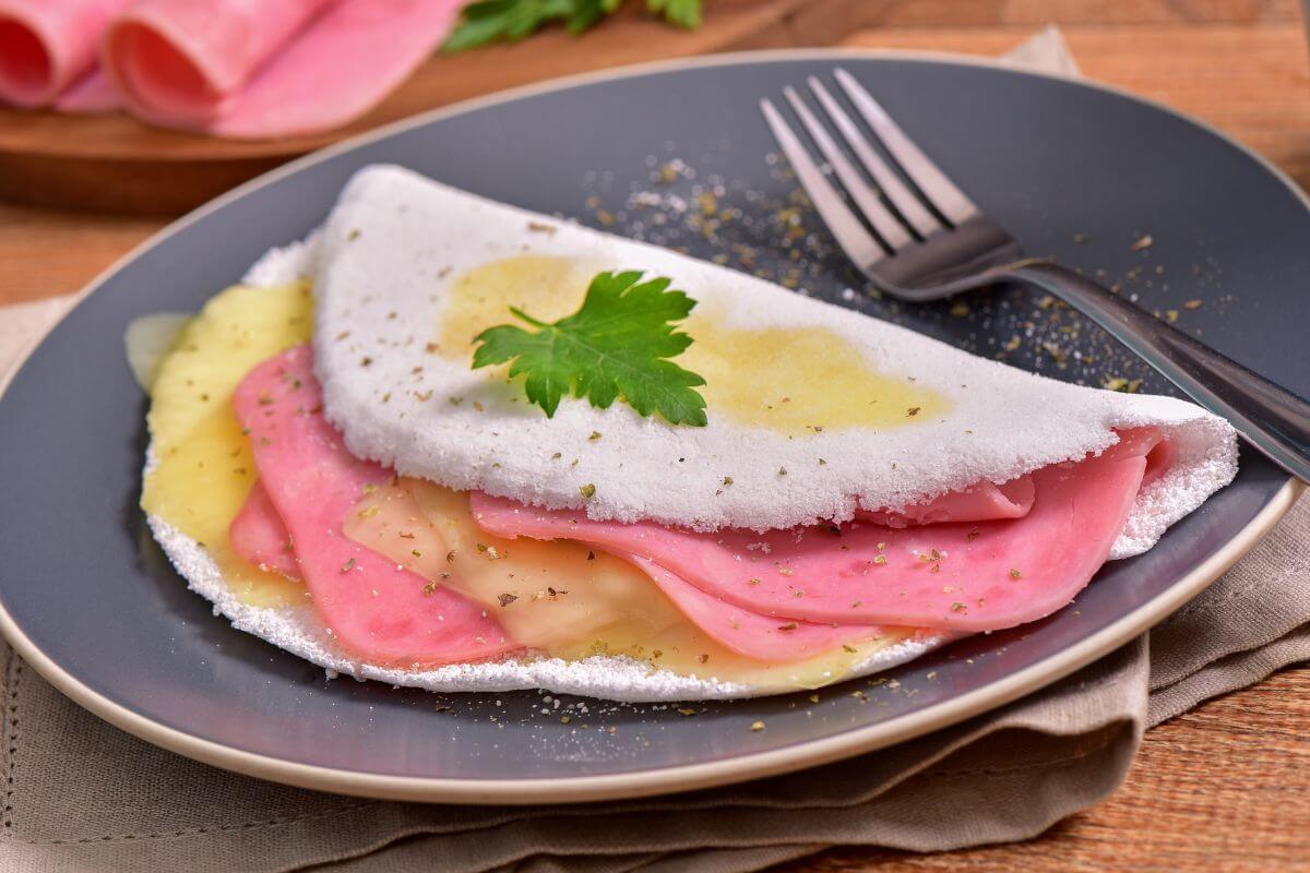 Como fazer tapioca recheada na frigideira